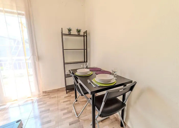 Akrogiali Pensjonat Nea Michaniona