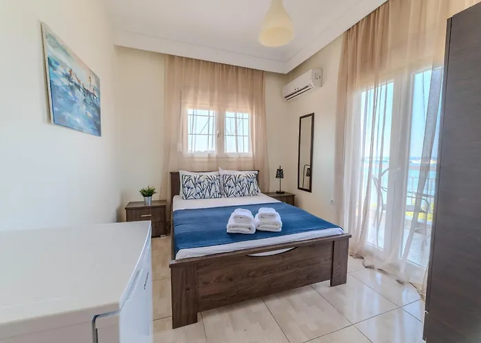 Pensjonat Akrogiali Nea Michaniona