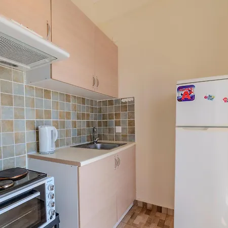 Akrogiali 3* Nea Michaniona